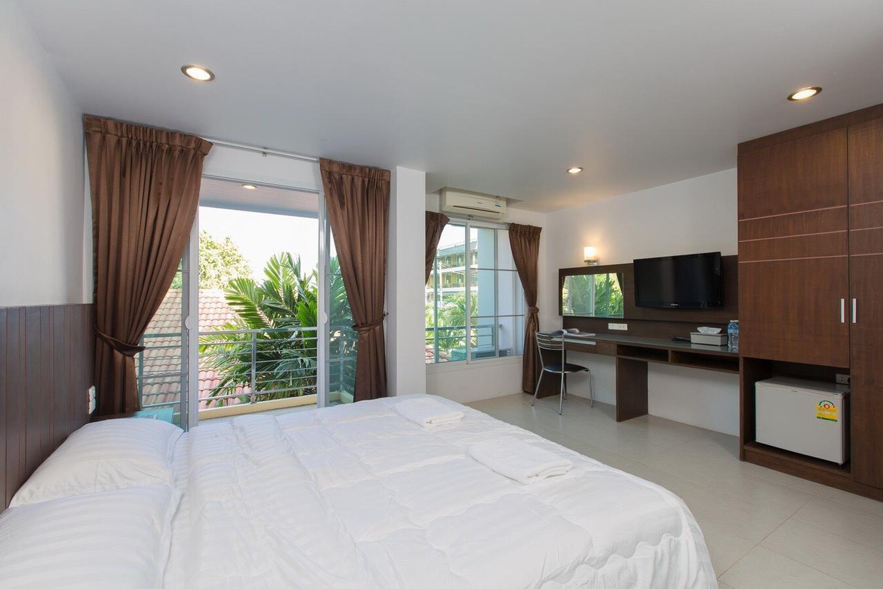 Joan House Hotel Rawai Luaran gambar